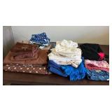 BEE180- Assorted Linen, Hand & Dish Towels 