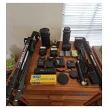 BEE190-Fantastic Collection Of Camera Accessories For The Photo Enthusiasts 