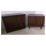 FHK319 Two Wood Night Stands 