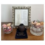 WWT034- A Cats Tribute And Glass Dishes