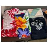 WWT061- Table Decor, Bed Sheets, And Pillow Cases 