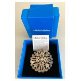MCM020 Vintage Michael Anthony Jewelry Gold Tone Brooch with Faceted Clear Crystals