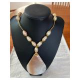 BAP507 - Beautiful Myrna Lee Chang Peach Color Freshwater Pearl Necklace Wt Mother Of Pearl Pendant 