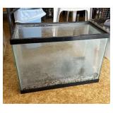 RSN139- 24” X 12.5” X 17” Fish Tank 