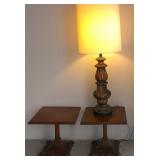 FHT087 Vintage Pair of Wooden End Tables and Large Lamp