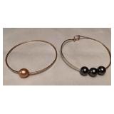 MMM092 Two Gold Toned Bangle Bracelets With Tahitian Pearls 