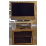 HKL017 Panasonic Viera 32" Flat Screen TV with Cabinet & Stand