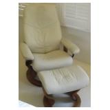 HKL018 Ekornes Stressless Recliner, Foot Stool & Floor Lamp