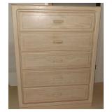 HKL019 Five Drawer White Oak Dresser