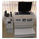 HKL023 Entertainment Center with Entertainment 