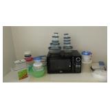 HKL085 Oster Microwave and Food Containers