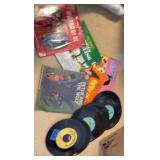 PPE121 Vintage Disney 45 ‘s