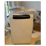 PPE332- Portable AC (Toyotomi)