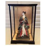 MMS070 Japanese Doll In Case