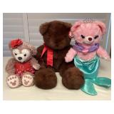 MMS105 Three Collectible Plush Teddy Bears