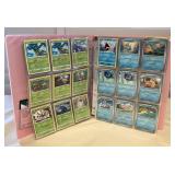 MMS117 Binder Full Of Over 700 Pokémon Trading Cards (E)