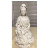 MMS123 Large Chinese Porcelain Quan Yin Figurine 
