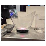 DBB123 - LED Champagne Ice Bucket,Clear Water Or Beverage Bucket, With Ice Scooper.
