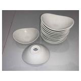 DBB236 Thirteen Tuxton Porcelain Oval Bowls