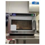 DBB374- Menumaster Commercial Microwave Oven