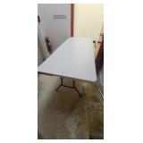 DBB566 - Lifetime 6-Foot Folding Table (1)