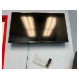 DBB756 Insignia 44" TV