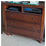 AWT019 - Cabinet Entertainment Chest AWT019 - Cabinet Entertainment Chest