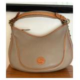 AWT030 Vintage Dooney & Bourke Ladies Handbag AWT030 Vintage Dooney & Bourke Ladies Handbag
