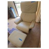 AWT039 Sressless Dream Recliner With Ottoman AWT039 Sressless Dream Recliner With Ottoman
