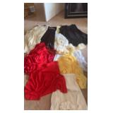 AWT041 Large Lot Women’s Skirts  AWT041 Large Lot Women’s Skirts