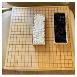 AWT057 - Japanese Go Board With Go Stones AWT057 - Japanese Go Board With Go Stones