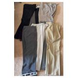 AWT061- Lot Women’s High-End Dress Pants (10) AWT061- Lot Women’s High-End Dress Pants (10)