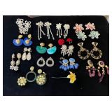 AWT065 - Vintage Clip-backed Earrings - Hard To Find! AWT065 - Vintage Clip-backed Earrings - Hard To Find!