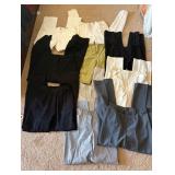 AWT066- Lot Women’s High-End Dress Pants (10) AWT066- Lot Women’s High-End Dress Pants (10)