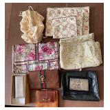 AWT176 - Assorted Pouches , Wallets, Key Holder, & Card Case AWT176 - Assorted Pouches , Wallets, Key Holder, & Card Case