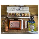 AWT307 Papyrus, Musicbox, and Various Collectibles
