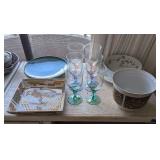 AWT325 - Assortment of Dinnerware 