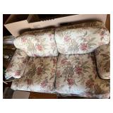 LLS005 Tropical Print Love Seats LLS005 Tropical Print Love Seats