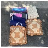 LLS036 Assorted Beach Towels, Vintage Pillows, Fabric Throw LLS036 Assorted Beach Towels, Vintage Pillows, Fabric Throw