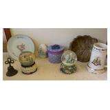 LLS120- Snowglobe And Various Ceramic Decor Lot LLS120- Snowglobe And Various Ceramic Decor Lot