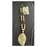HHC500 - Myrna Lee Chang “Mother-of-Pearl Leaf Necklace 14 1/2” HHC500 - Myrna Lee Chang “Mother-of-Pearl Leaf Necklace 14 1/2”