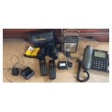 KKT171 - Home telephone set with binoculars and antique radio KKT171 - Home telephone set with binoculars and antique radio