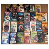 KKT206 - Twenty-Seven Vintage Collectible Sci-Fi Paperback Books by Various Authors KKT206 - Twenty-Seven Vintage Collectible Sci-Fi Paperback Books by Various Authors