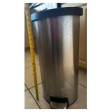 KKT471 - Small Trashcan KKT471 - Small Trashcan