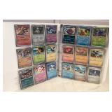 MMM073 Binder Full Of Over 700 Pokémon Trading Cards (D)