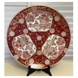 MMM098 Large Japanese Porcelain Gold Imari Plate With Wooden Plate Stand