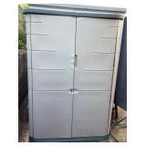 MMM185 Rubbermaid Tool Shed