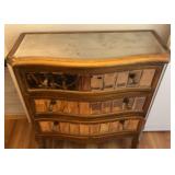 HKM029 - Vintage Dresser HKM029 - Vintage Dresser