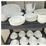 KSG089 - Mikasa 8 Setting Bone China Dinner Plates and More KSG089 - Mikasa 8 Setting Bone China Dinner Plates and More