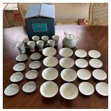 KAS061- De Ville Fine China Set